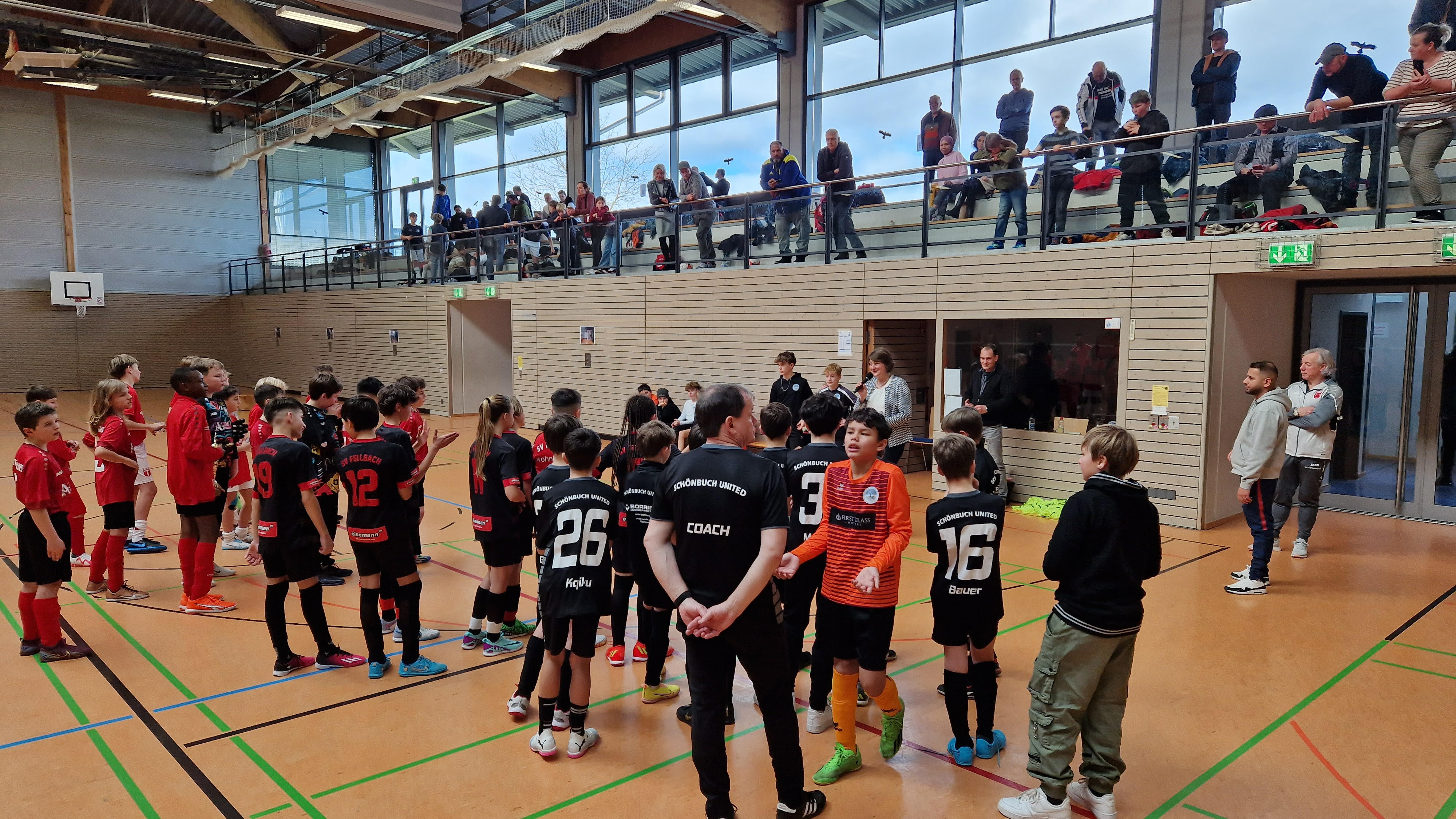 Die Siegerehrung bei den 2012ern mit Bürgermeisterin Silke Höflinger